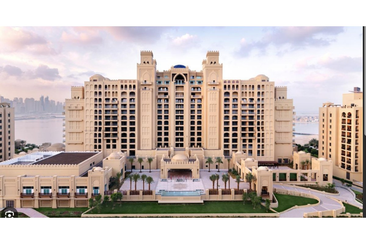Fairmont Palm Residence